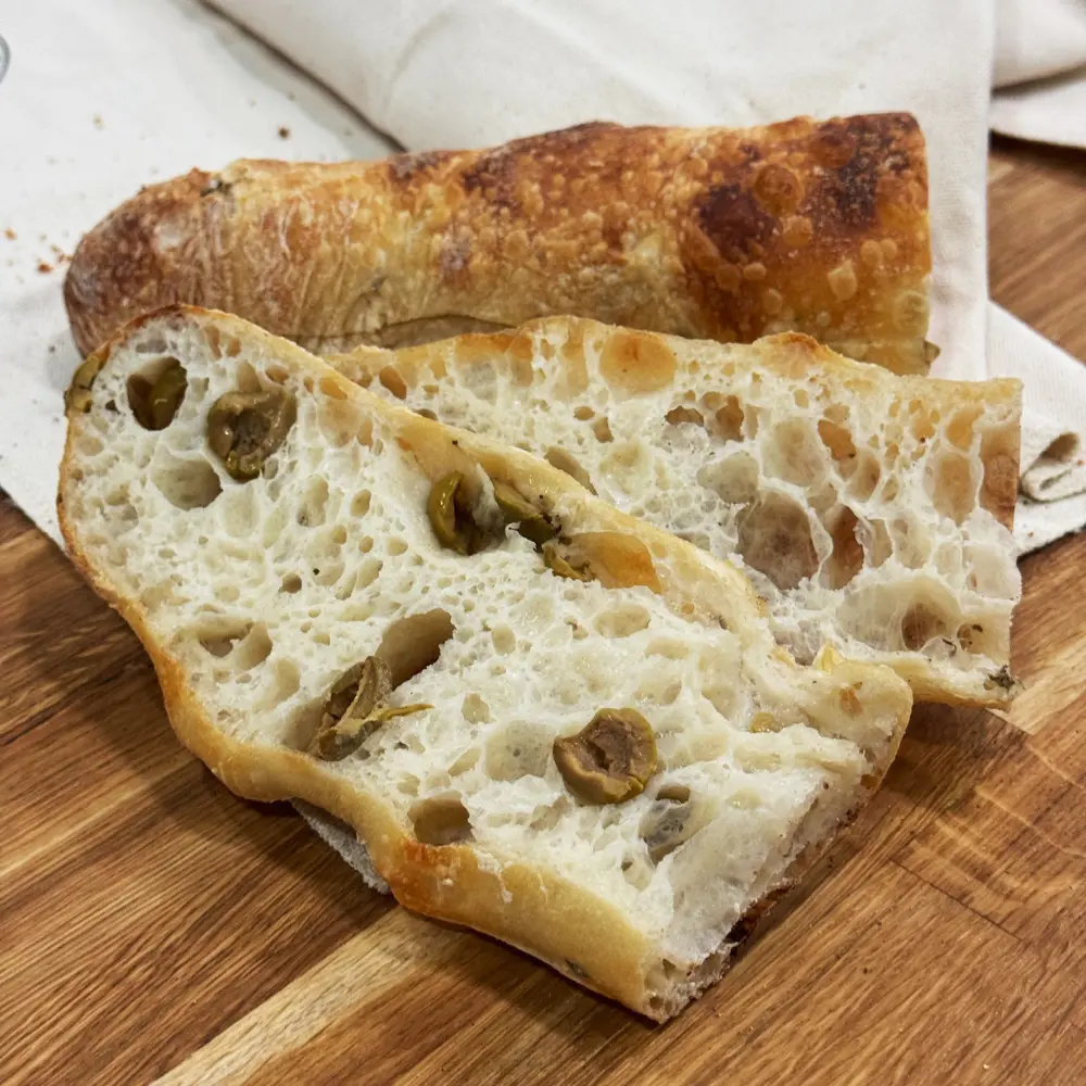 Pan de Cristal Olive