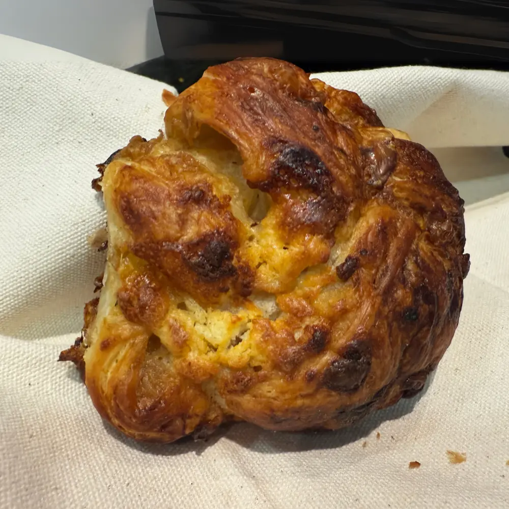Onion Cheese Puff