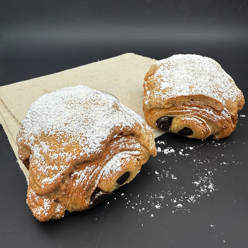 Pain au Chocolat mit Haselnusstopping