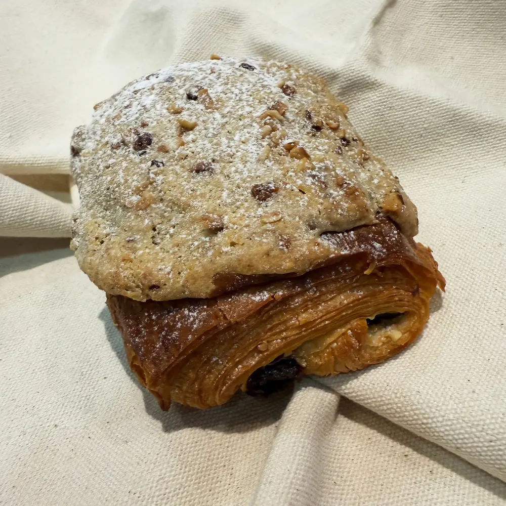 Pain au Chocolat mit Haselnusstopping